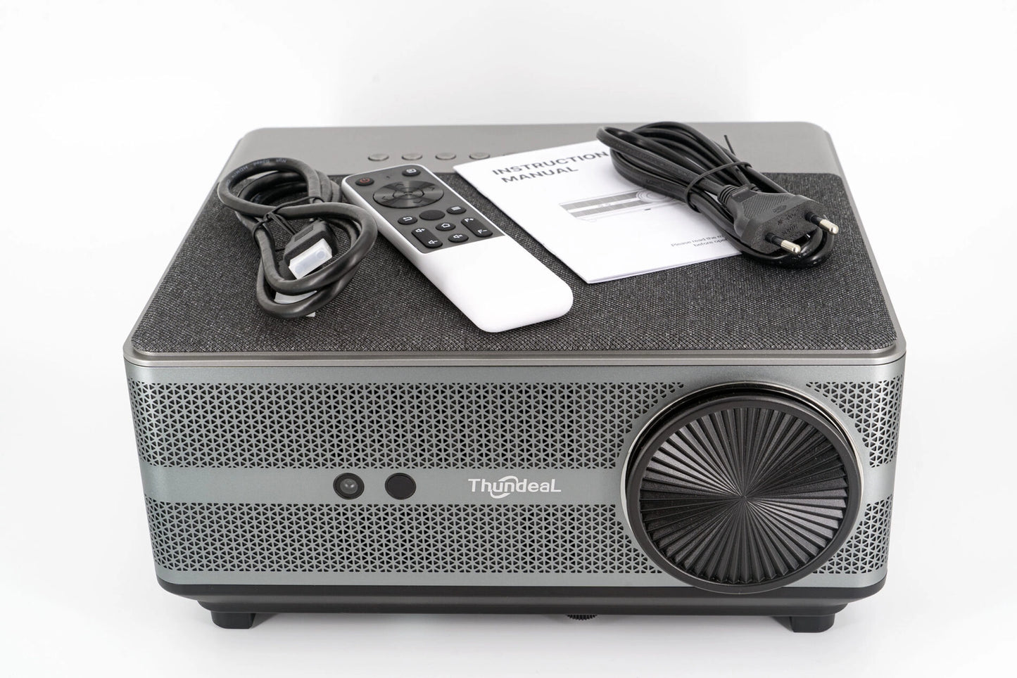 Vidéoprojecteur ThundeaL TD98 package